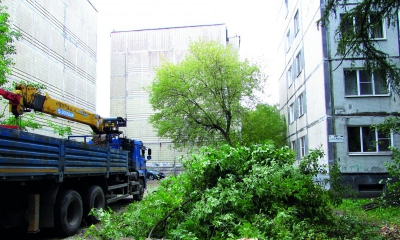 «Комфортная городская среда»: в Гатчине идёт ремонт дворов