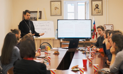 Цикл видеовстреч со священнослужителями и церковнослужителями Гатчинской епархии