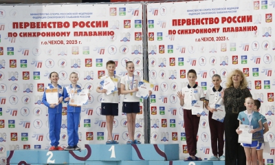 Елизавета Попова и Илья Суржиков из Гатчины третьи в региональном зачете первенства России по синхронному плаванию